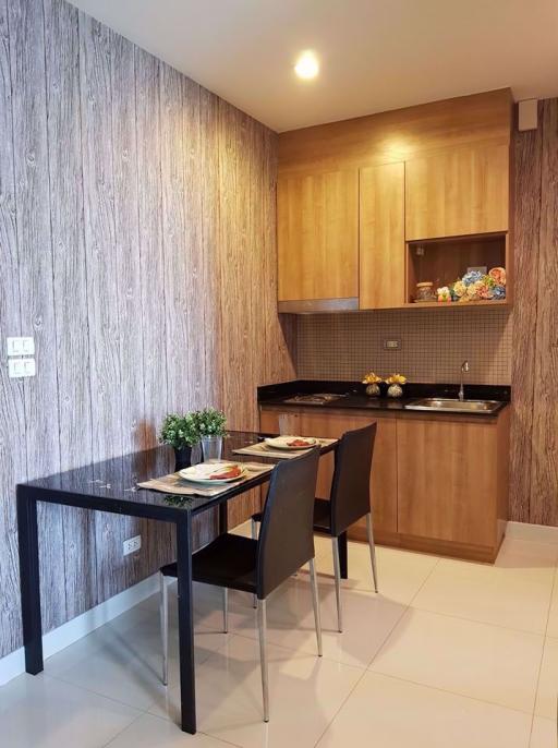 2 bed Condo in Ideo Verve Ratchaprarop Ratchathewi District C08448