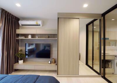 Studio bed Condo in Life One Wireless Lumphini Sub District C08447