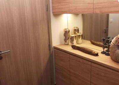 2 bed Condo in Noble Ploenchit Lumphini Sub District C08446