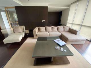 3 bed Condo in Domus 16 Khlongtoei District C08444