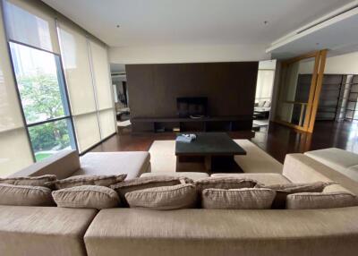 3 bed Condo in Domus 16 Khlongtoei District C08444