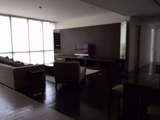 3 bed Condo in Domus 16 Khlongtoei District C08444