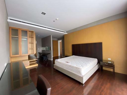 3 bed Condo in Domus 16 Khlongtoei District C08444