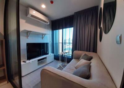 1 bed Condo in Life Sukhumvit 62 Bangchak Sub District C08378