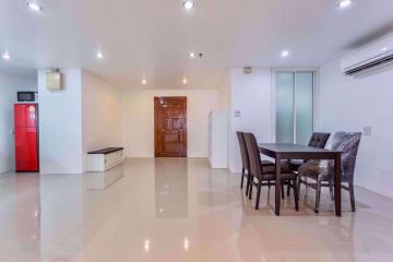 1 bed Condo in The Waterford Park Sukhumvit 53 Watthana District C08367