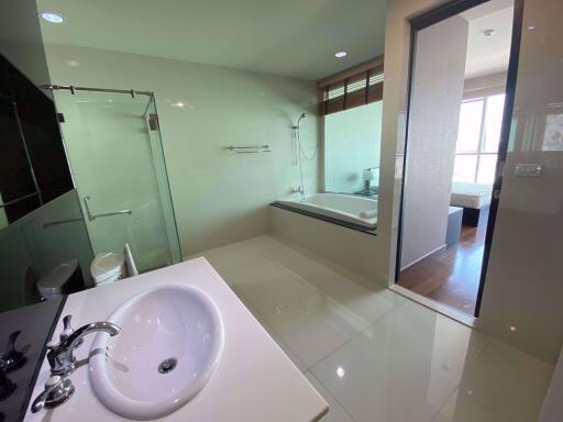 1 ห้องนอน, 1 ห้องน้ำ คอนโด ราคา ฿ 35,000/เดือน