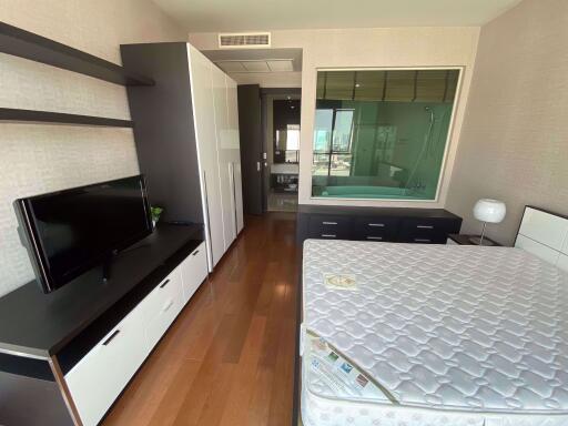 1 bed Condo in The Address Chidlom Lumphini Sub District C08356