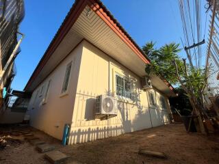 Single House with Unfurnished for Sale