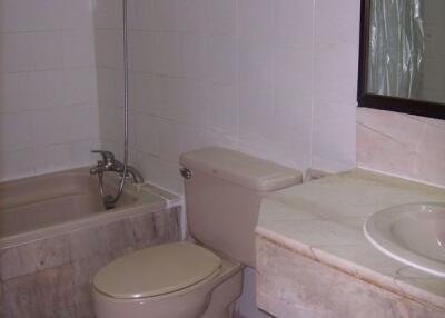 1 ห้องนอน, 1 ห้องน้ำ คอนโด ราคา ฿ 20,000/เดือน