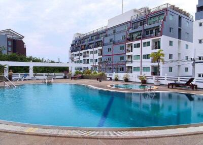 Sea View Pattaya Condotel Chin for Sale