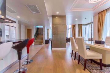 3 bed Penthouse in Wind Sukhumvit 23 Khlong Toei Nuea Sub District P04323