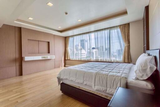 3 bed Penthouse in Wind Sukhumvit 23 Khlong Toei Nuea Sub District P04323