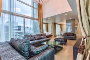 3 bed Penthouse in Wind Sukhumvit 23 Khlong Toei Nuea Sub District P04323