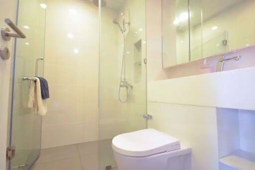 1 bed Condo in Siamese Surawong Si Phraya Sub District C08283