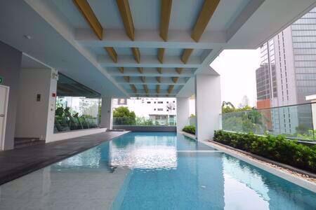 1 bed Condo in Siamese Surawong Si Phraya Sub District C08283