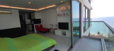 Wong Amat Tower for sale with sea view