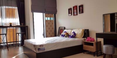 Studio bed Condo in Rhythm Rangnam Thanonphayathai Sub District C08274