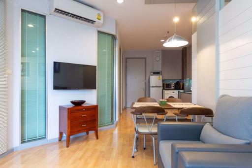 2 bed Condo in CitiSmart Sukhumvit 18 Khlongtoei Sub District C08268