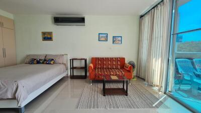 Laguna Heights Wongamat Condo for Sale