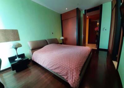 3 bed Condo in The Infinity Silom Sub District C08245