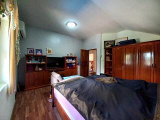 4 Bedrooms Pratumnak House for Sale