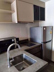 1 bed Condo in Onyx Phaholyothin Samsennai Sub District C08198