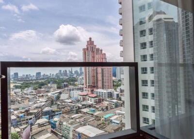 1 bed Condo in The Lumpini 24 Khlongtan Sub District C08191