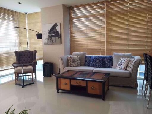 2 bed Condo in Athenee Residence Lumphini Sub District C08188