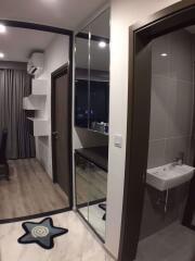 2 bed Condo in Ideo Mobi Asoke Bangkapi Sub District C08185