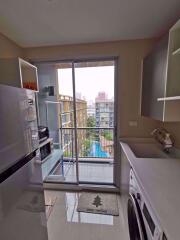 1 bed Condo in Metro Luxe Rama 4 Phra Khanong Sub District C08181