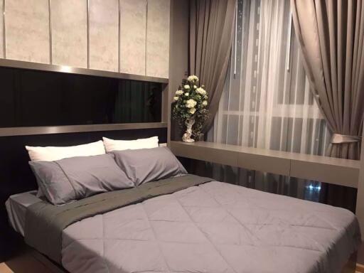 1 bed Condo in Noble Revolve Ratchada 2 Huai Khwang Sub District C08170