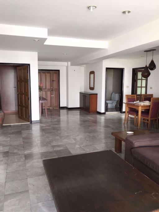 3 bed Condo in Royal Castle Watthana District C08140