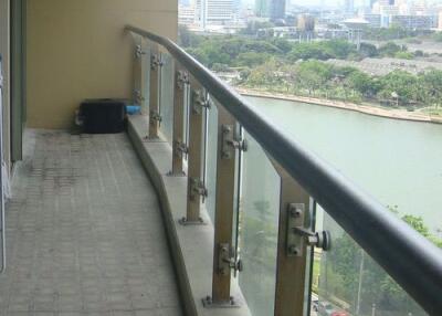 2 bed Condo in The Lakes Khlongtoei Sub District C08093