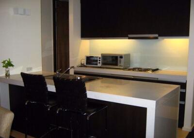 2 bed Condo in The Lakes Khlongtoei Sub District C08093