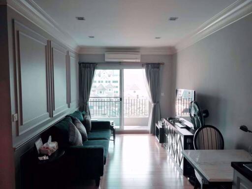 2 bed Condo in The Seed Memories Siam Wang Mai Sub District C08044