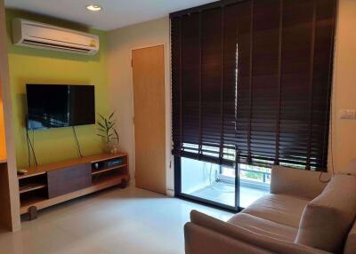2 bed Condo in Zenith Place Sukhumvit 42 Phra Khanong Sub District C07998