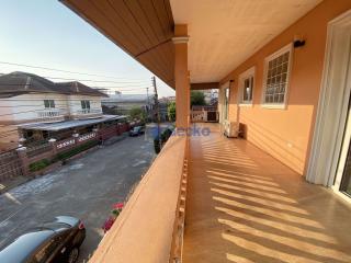 5 Bedrooms House Na Kluea H010596
