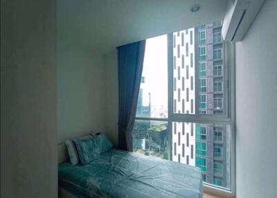 2 bed Condo in Noble Revolve Ratchada Huai Khwang Sub District C07953