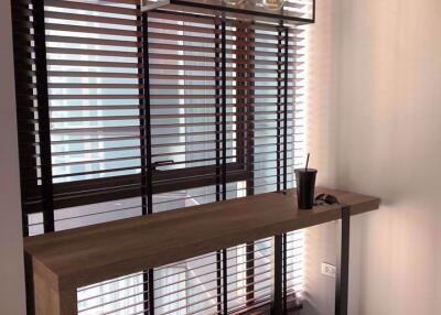 1 bed Condo in The Lumpini 24 Khlongtan Sub District C07938