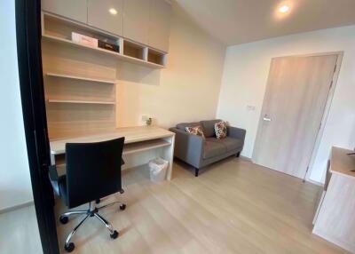 1 bed Condo in Life Asoke Huai Khwang District C07917