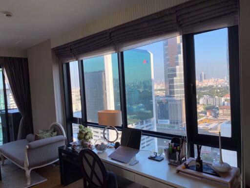 1 bed Condo in The Vertical Aree Samsennai Sub District C07901