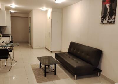 Quiet Park Royal Condo for Sale in Pratumnak