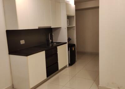 Quiet Park Royal Condo for Sale in Pratumnak