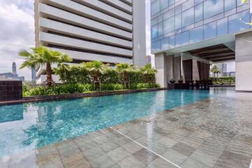 2 bed Condo in 185 Rajadamri Lumphini Sub District C07891