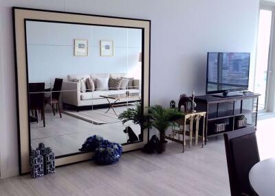 2 bed Condo in 185 Rajadamri Lumphini Sub District C07883