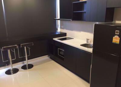 1 bed Condo in Rhythm Sukhumvit 44 Khlongtoei District C07882