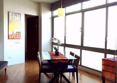 2 bed Condo in The Lakes Khlongtoei Sub District C07877