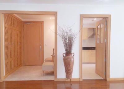 3 bed Condo in GM Height Khlongtoei Sub District C07871