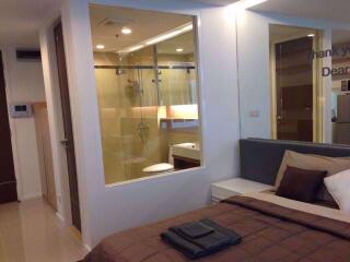 Studio bed Condo in 15 Sukhumvit Residences Khlong Toei Nuea Sub District C07868