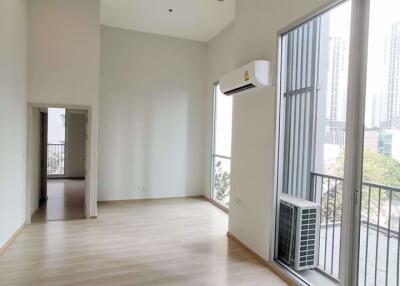 1 bed Condo in Noble Revolve Ratchada 2 Huai Khwang Sub District C07866